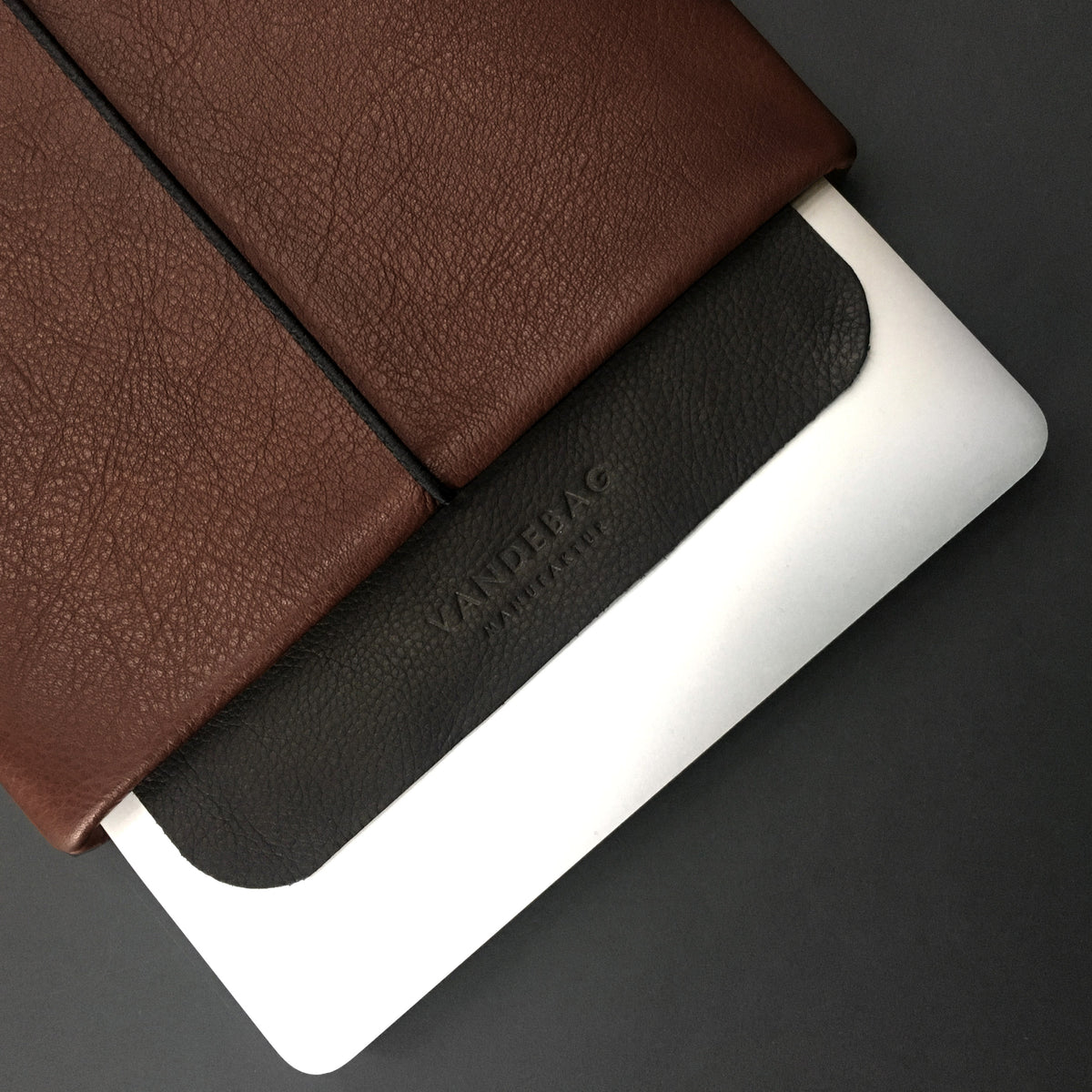 Laptop Hülle Leder NUSSBRAUN