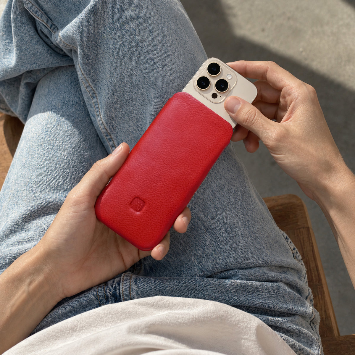 Slim Sleeve - iPhone Hülle HIMBEER