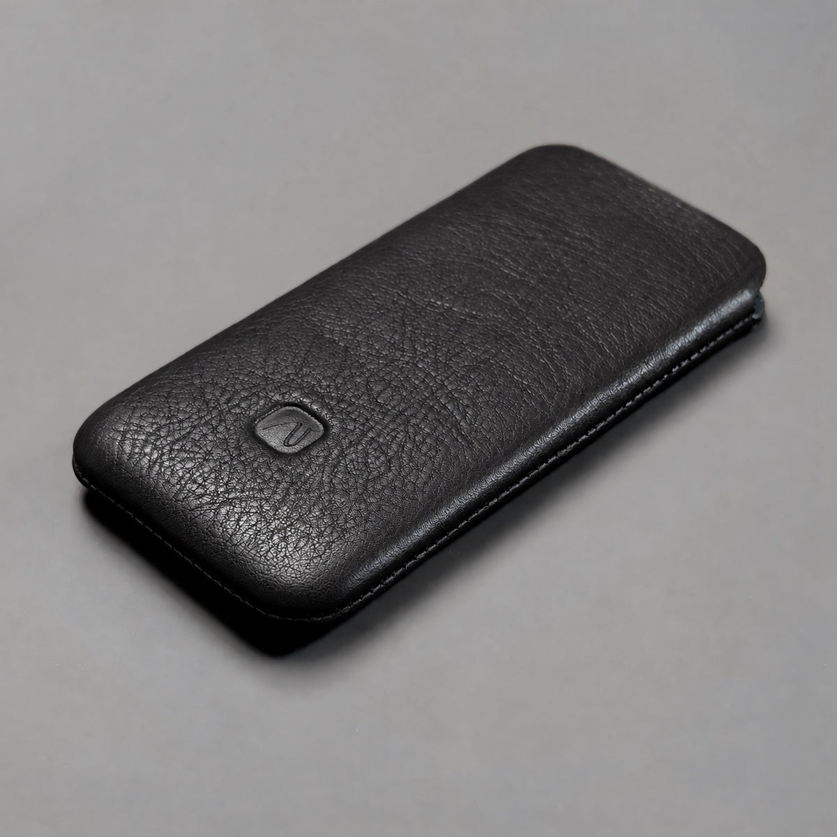 Slim Sleeve - iPhone Hülle SCHWARZ
